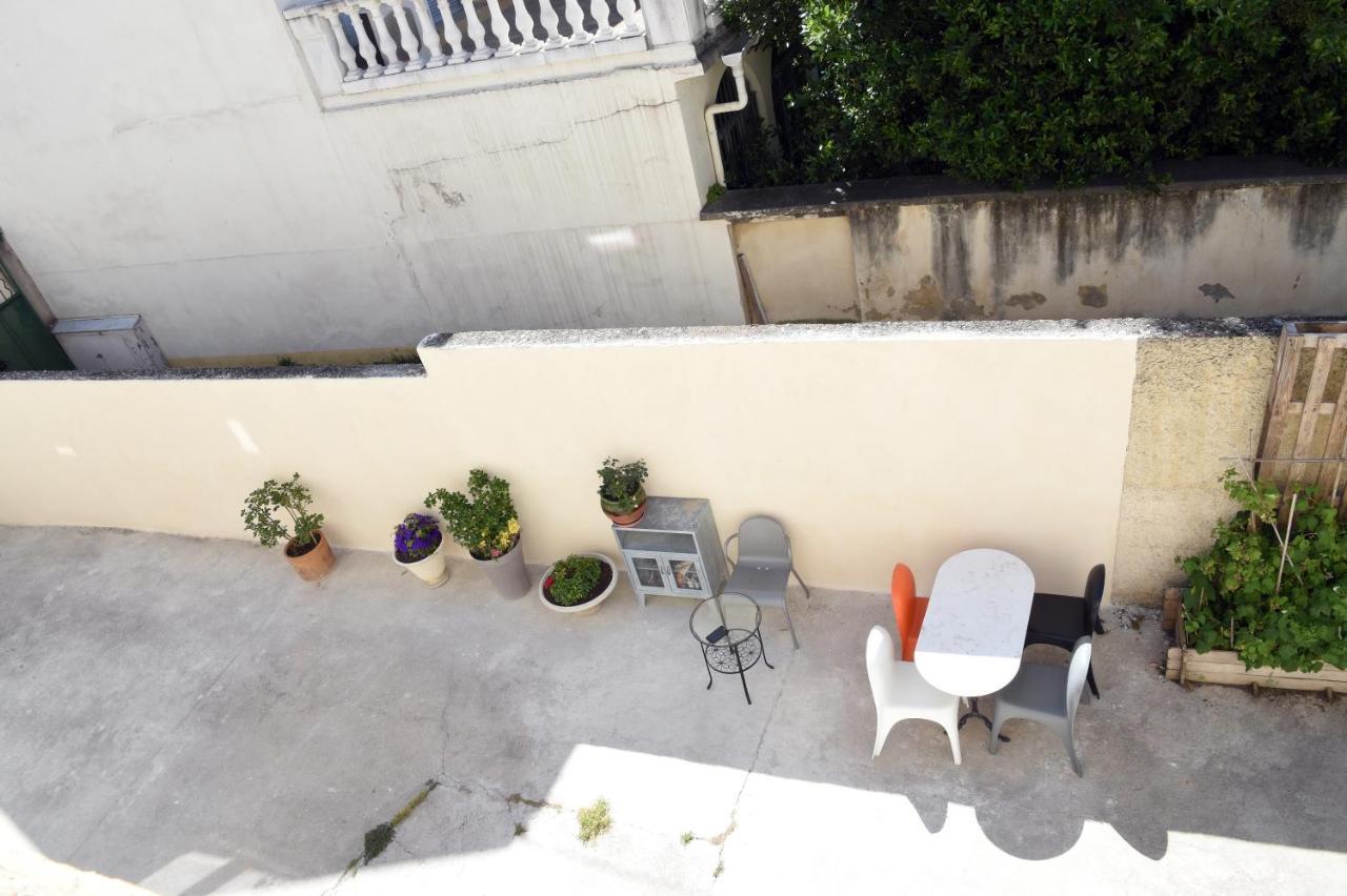 Studio Rigaud Apartment มงต์เปอลิเยร์ ภายนอก รูปภาพ